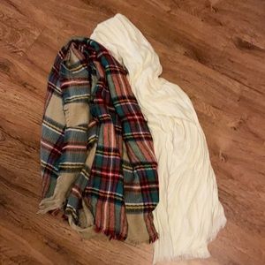 Set of 2 Scarves